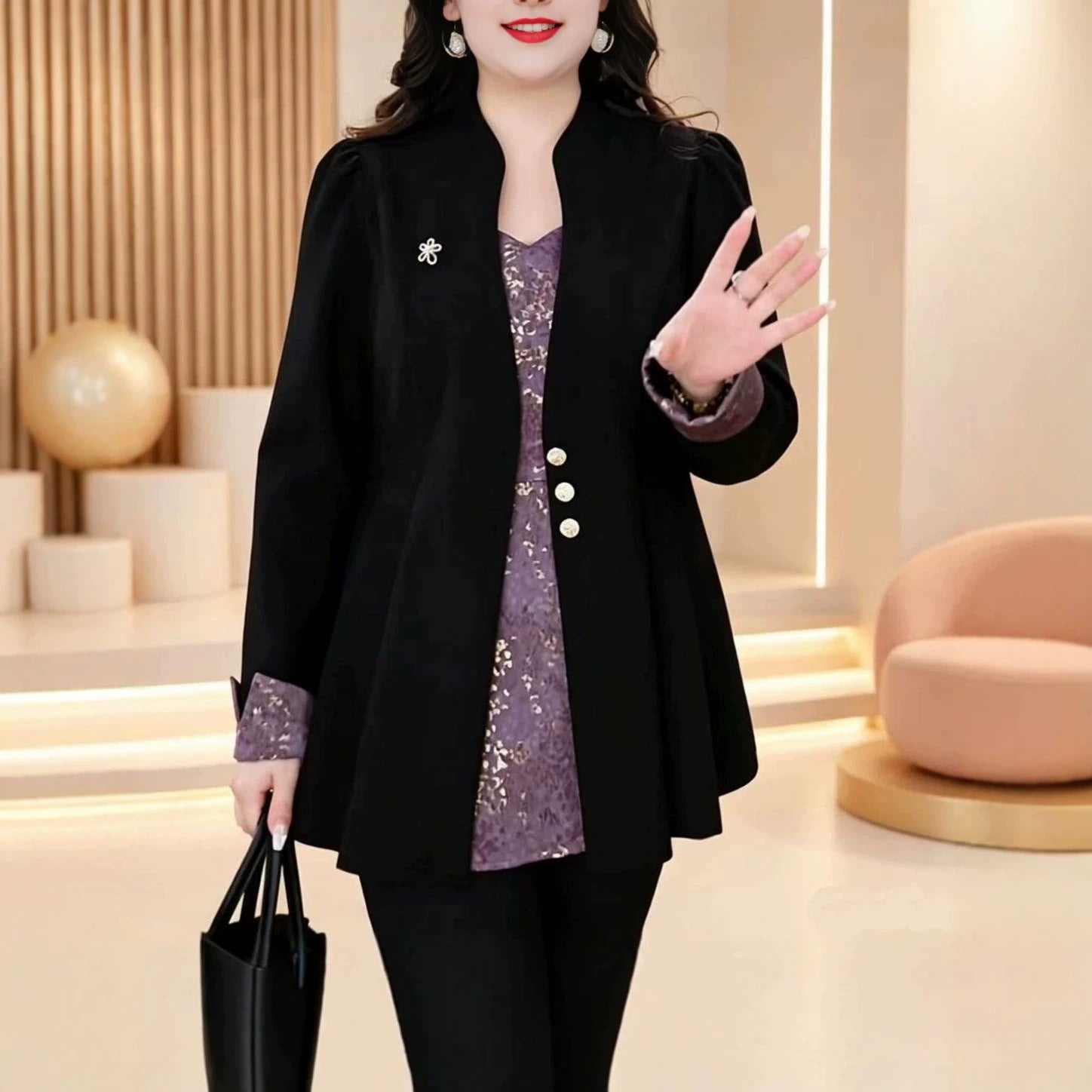 Elegant Figure-flattering And Stylish Top