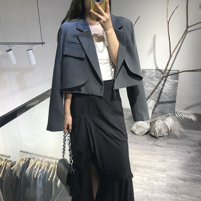 Elegant Versatile Short Blazer For Women